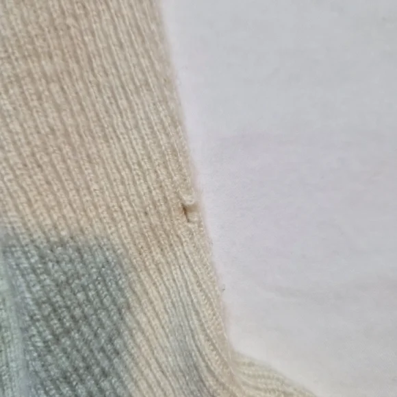 ​Talbots Petites Pure Cashmere Turtleneck Sweater - Cream Ivory - Petite Large - Picture 7 of 9